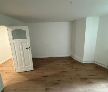 3 Zimmerwohnung Altbau mit EBK - Foto 2