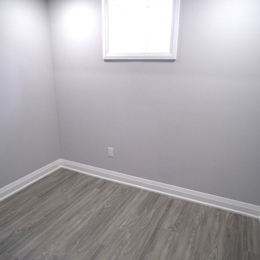 For Lease - 1 Victory Drive, Thorold, Ontario - Photo 1