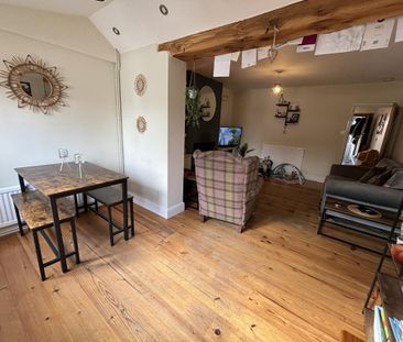 2 bedroom terraced house to rent - Photo 1