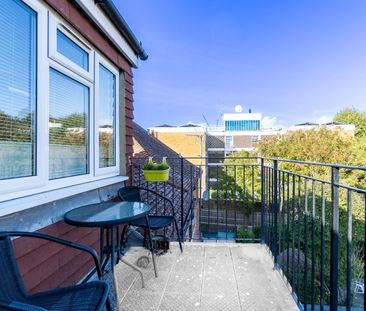 2 Bed Flat, Brunswick Fab Pad, BN3 - Photo 4