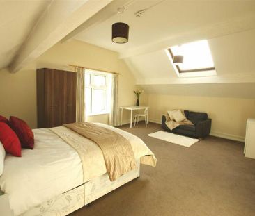 3 bedroom flat to rent - Photo 6