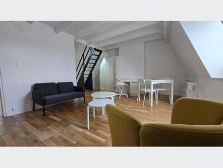 Appartement à Louer à LILLE 800 € - Photo 2