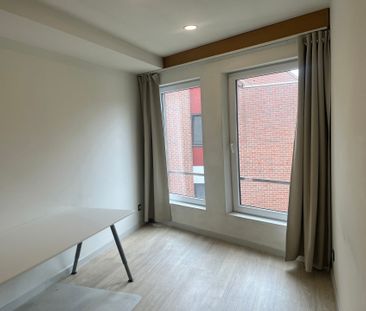 Instapklare studentenkamer met eigen badkamer op top ligging - Photo 1