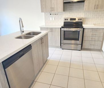 For Lease - 10 pinot Crescent, Hamilton, Ontario - Photo 1