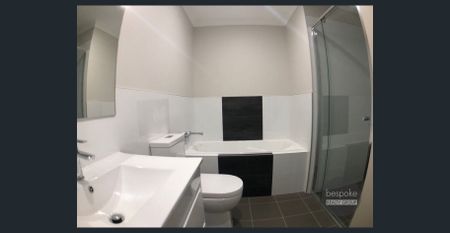 Luxury Apartment - Photo 3