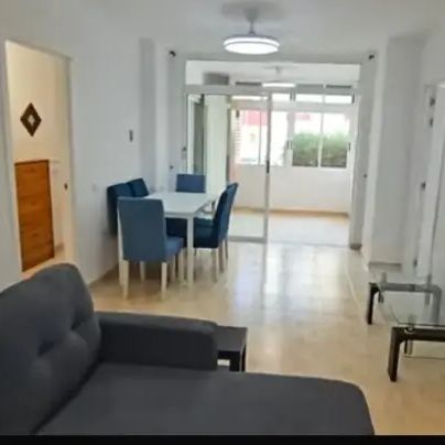 Apartamento en alquiler en Calle El Dragó - Photo 1