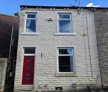 2 bedroom end of terrace house to rent - Photo 6