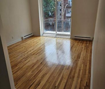 2 CH - 1 SDB - Montréal - $1,150 /mo - Photo 3