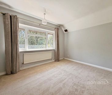 4 bedroom detached house to rent - Photo 4