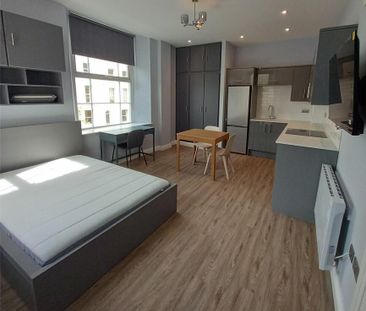 Studio to rent - Photo 4