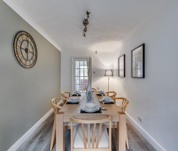 4 bedroom detached house to rent - Photo 1