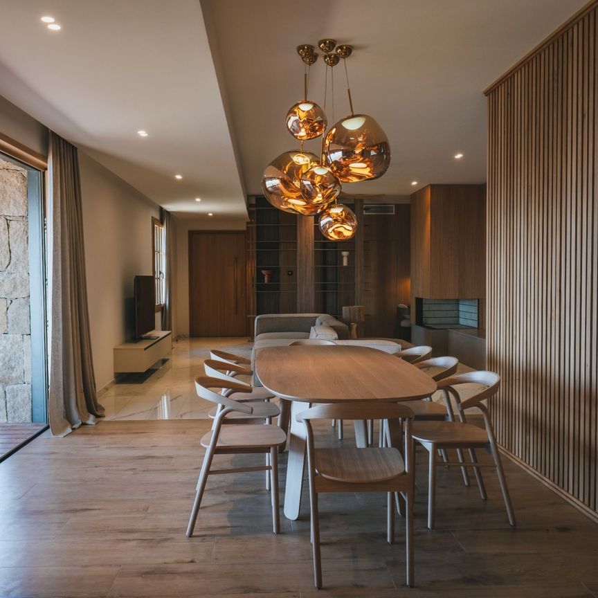 Rental House Ajaccio 6 Rooms 200 m² - Photo 1