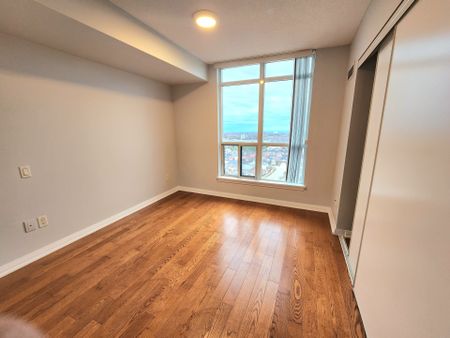 For Lease - 220 Forum Drive Unit# 1704, Mississauga, Ontario - Photo 5