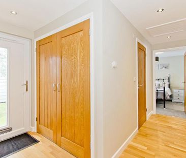2 bedroom lodge to rent - Photo 1