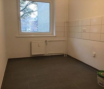 Großzügige 2-Zimmer-Wohnung mit Balkon. Frisch für Sie renoviert - Foto 4