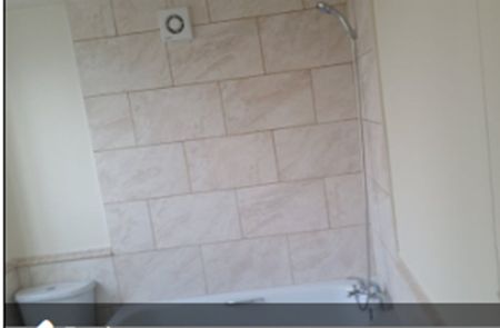 Room in a Shared House, Prospect Vale, SE18 - Photo 3