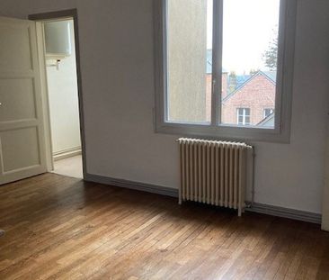 Location Appartement 4 pièces 135m² LA FERTE MACE 61600 - Photo 4