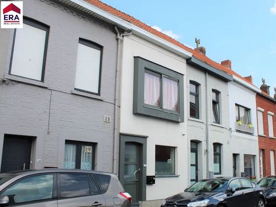 Woning met 2 slaapkamers in centrum Menen. - Photo 1