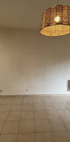 Location Studio - Photo 1