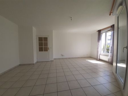 Appartement À Louer 2 Pièces , 48 M² - Photo 2