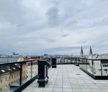 *EINZIGARTIG* HOCH MODERNER ERSTBEZUG mit LOGGIA in ZENTRALER LAGE - Photo 2