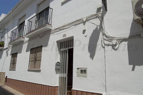 Townhouse in Torrox, Andalucia , Costa del Sol - Photo 1