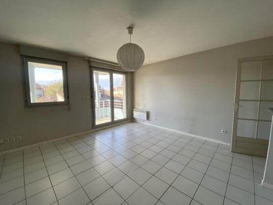 Appartement à louer - 2 pièces - 48 m² - Photo 1