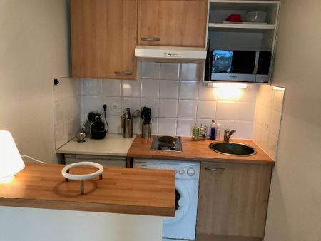 Location Appartement 2 pièces 34m² - Photo 3