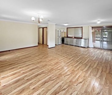 Charming Family Home with Pool - Photo 4