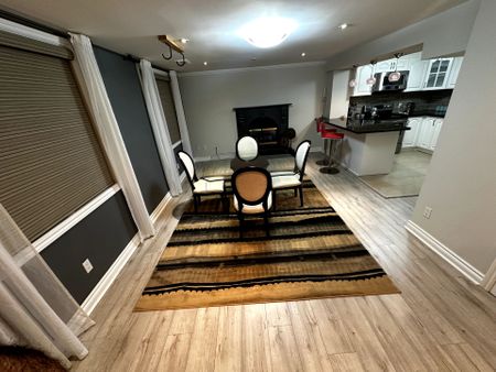 For Lease - 974 Creebridge Crescent, Newmarket, Ontario - Photo 4