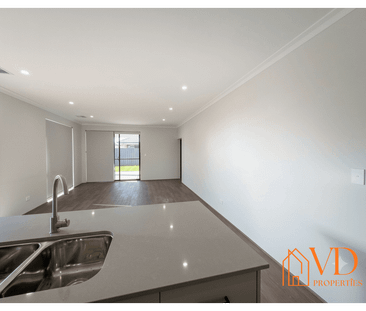 Stylish Brand New 4x2 Home in Hammond Park - Photo 1