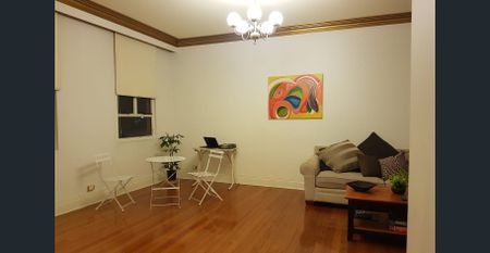 One bedroom available in Penthouse apartment - Photo 2