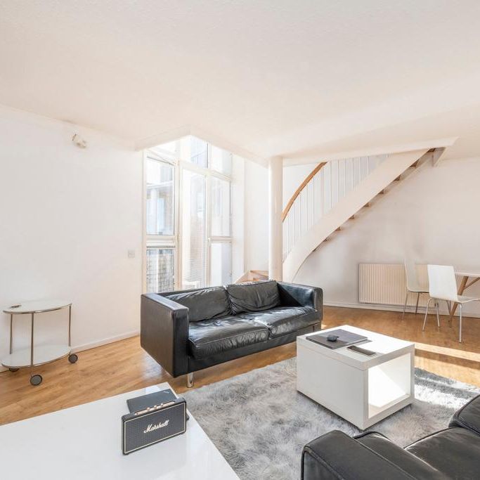 2 bedroom property to rent - Photo 1