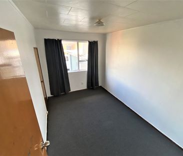 MANUREWA, 3 BEDROOMS - Photo 3