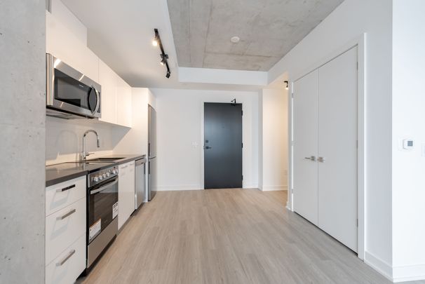 For Lease - 284 King Street Unit# 903, Toronto, Ontario - Photo 1