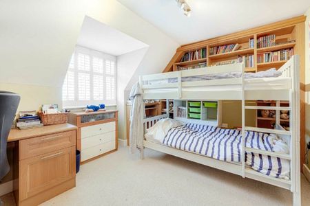 Home Park Road, Wimbledon Park, SW19 - Photo 2