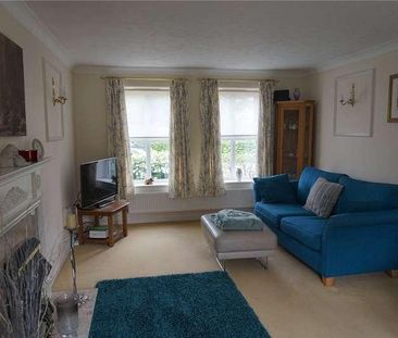 Withy Close, Romsey, Hampshire, SO51 - Photo 2