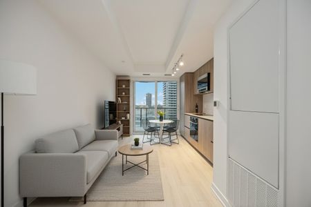 For Lease - 120 Broadway Avenue Unit# 1011, Toronto, Ontario - Photo 4