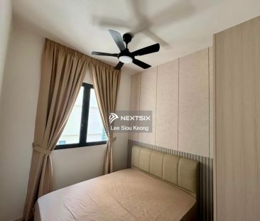 Laurel Residence - Photo 2