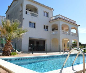 5 room luxury House for rent in Sant Pere de Ribes, Catalonia - Photo 2