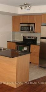 ON SUBWAY LINE 3 BEDS 2 BATHS TOWNHOUSE ROOFTOP TERRACE - Photo 4