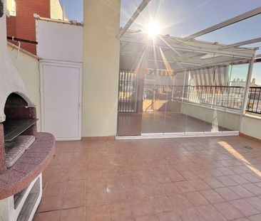 Luxury penthouse for rent in Málaga, Spain - Photo 2