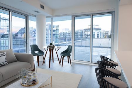 For Lease - 333 Sunseeker Avenue Unit# 317, Innisfil, Ontario - Photo 4