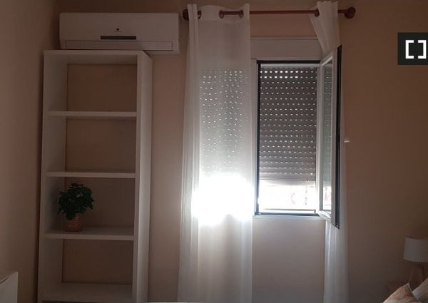 valencia, Valencian Community 46011