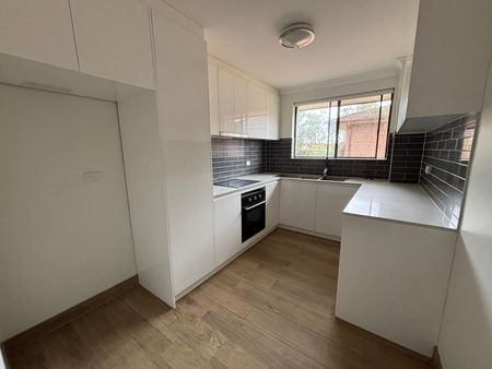 5/12-14 De Witt Street, 2200, Bankstown Nsw - Photo 5