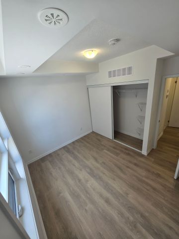 For Lease - 16 Lytham Green Circle Unit# 13, Newmarket, Ontario - Photo 4