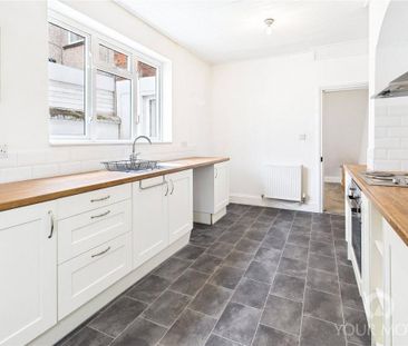 3 bedroom terraced house to rent - Photo 4