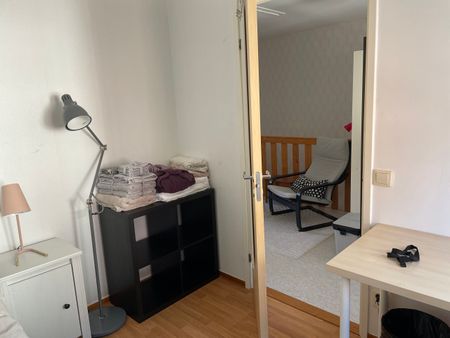 Rum (2/2) i centralt gathus - Photo 4