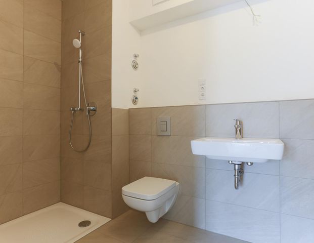 Effizient geschnittene 2-Zimmer-Wohnung mit Balkon in zentraler Lage von Potsdam - Photo 1