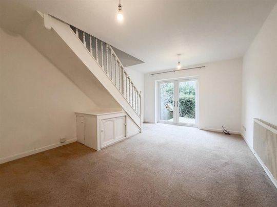 2 bedroom terraced house to rent - Photo 1